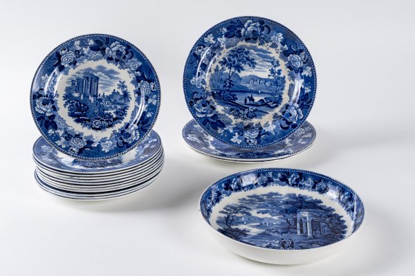 Servizio da frutta o dessert.
Inghilterra, Manifattura di Wedgwood, inizio del XX secolo.