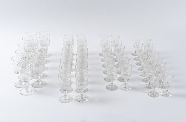 Servizio di calici.
Francia, Manifattura Baccarat, seconda metà del XX secolo.
Cristallo.