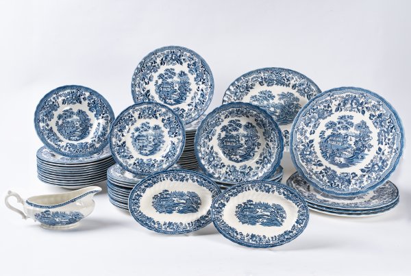 Servizio da tavola, "The Georgian Collection".
Inghilterra, Manifattura Churchill, XX secolo.