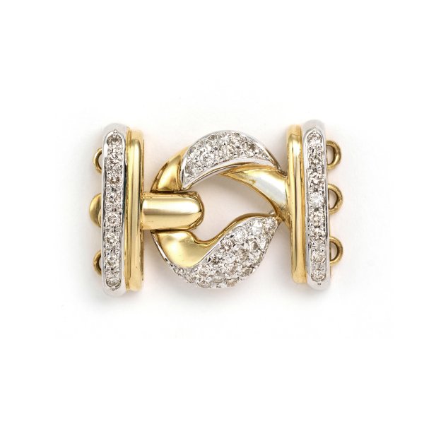 Chiusura di collana con Diamanti.