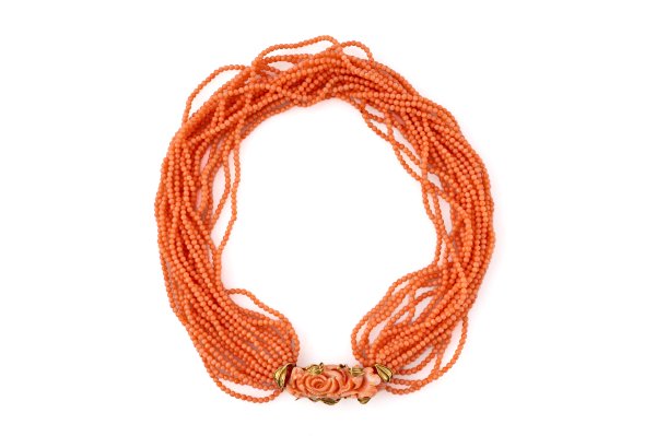 Collana in Corallo Deep Sea del Pacifico.