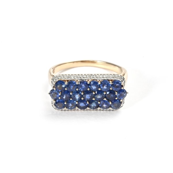 Anello con Zaffiri e Diamanti.