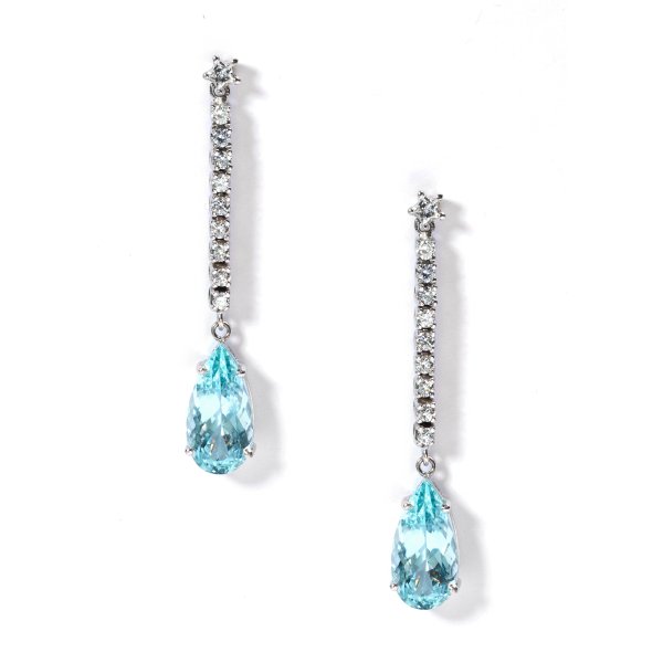 Orecchini con Acquamarina e Diamanti.