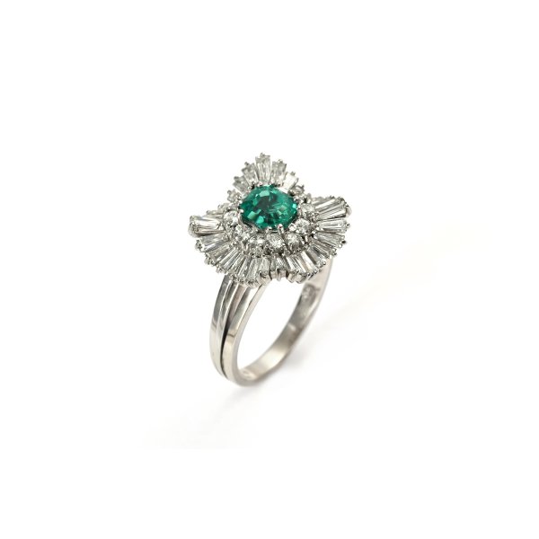 Anello con Smeraldo Colombia e Diamanti.