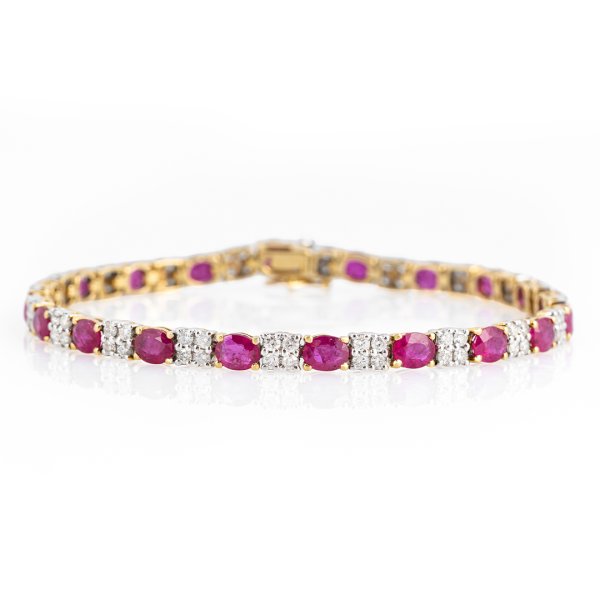 Bracciale tennis con Rubini e Diamanti.