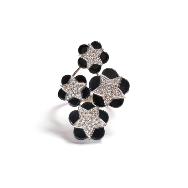 Anello vintage con Onice e Diamanti.