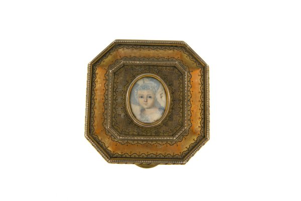 COFANETTO - Cofanetto in argento dorato 800, anni '40