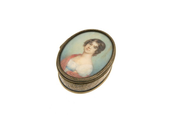 COFANETTO - Cofanetto in argento dorato 800, anni '40