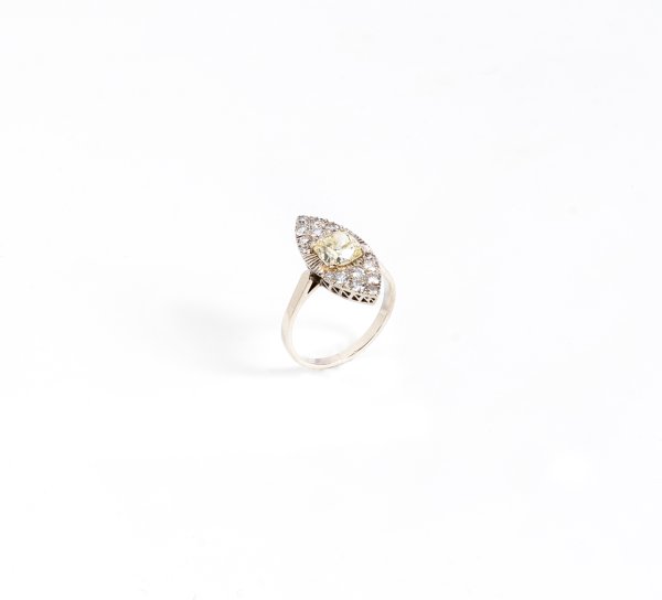 Anello navette in oro bianco 18kt