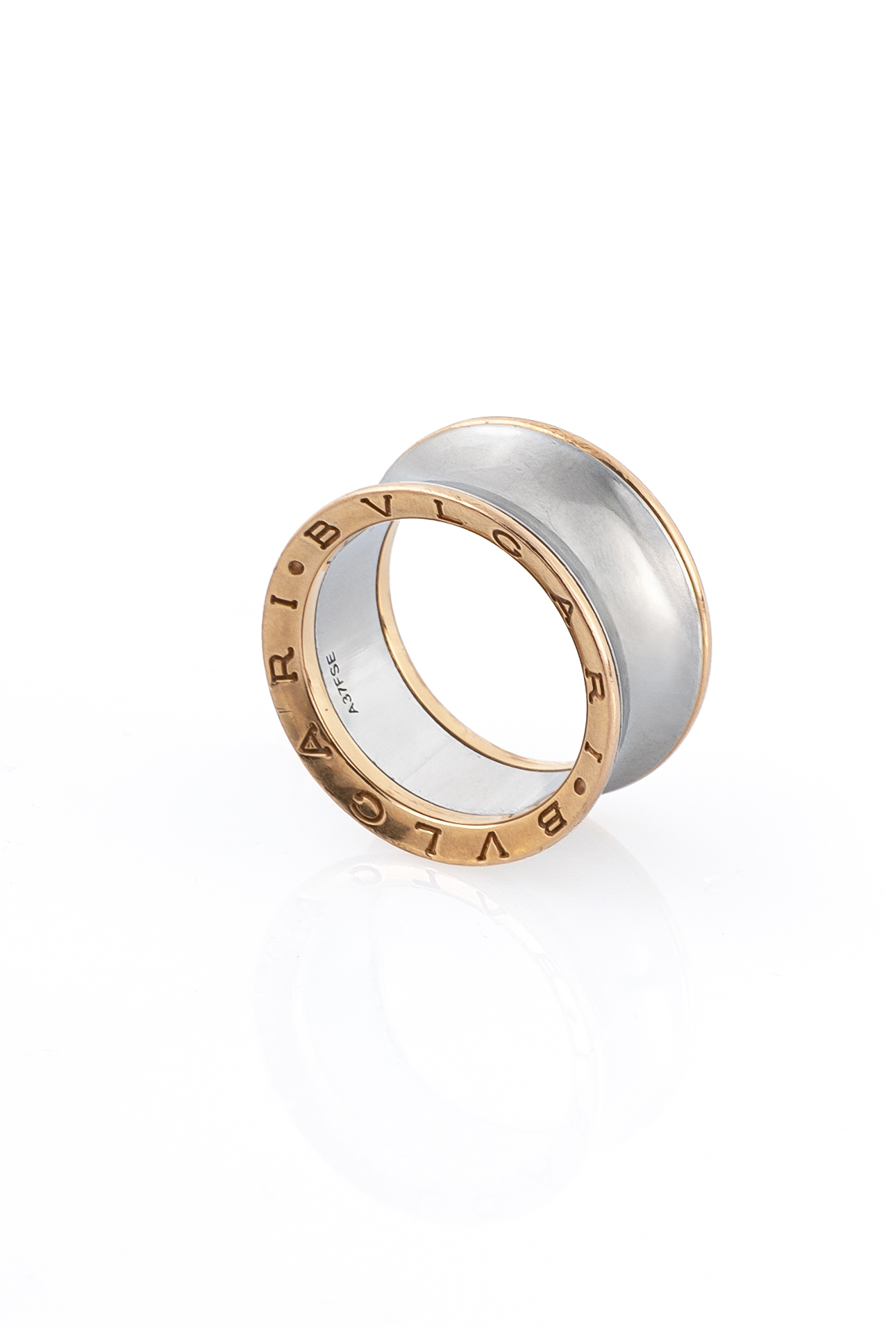 BULGARI, anello a fascia collezione BZero1 Anish Kapoor