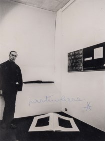 Particolare - Intervento di Agnetti su foto di Fabio Donato
