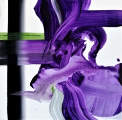 Fotogramma viola con verde che detta ordine