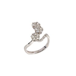 Anello in oro bianco 18kt e diamanti