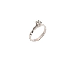 Anello solitario in oro bianco 18kt