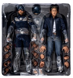 Captain America - The first Avenger: Captain America & Steve Rogers
