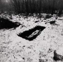 Schneeloch, dalla serie Aus Erinnerungsspur