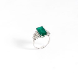 Anello in oro bianco 18kt