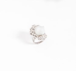 Anello in oro bianco 18kt