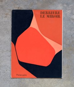 Derrière le miroir