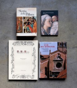 Lot of four catalogues