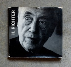 Fabia. Masaici di Hans Richter e Pirro