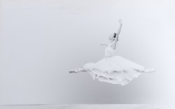 Etoil-white Eleonora Abbagnato