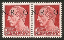 RSI - G.N.R. Brescia - 1943 - Coppia orizzontale del 20 cent carminio (Sassone 473/Iia) con soprastampa GNR di Brescia fortemente spostata nei due sensi (a cavallo)