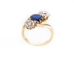 Anello in oro giallo 18kt e zaffiro