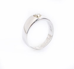 Anello in platino