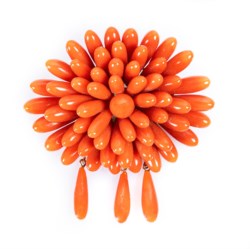 Spilla in oro giallo 18kt e corallo rosso