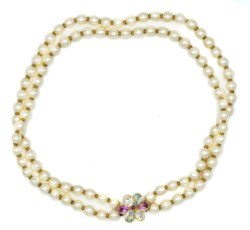Collana in oro giallo 18kt, perle e pietre di colore