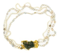 Collana in oro giallo 18kt, perle e pietra dura