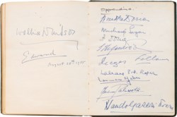 LIBRO FIRMA DI UN'IMPORTANTE FAMIGLIA VENETA