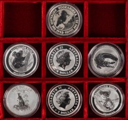 AUSTRALIA  - Lotto di 7 monete da 1 dollaro, vari anni e tipologie.