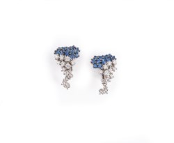 Damiani, gold earrings with diamonds and sapphire, Flutti collection, 2000s