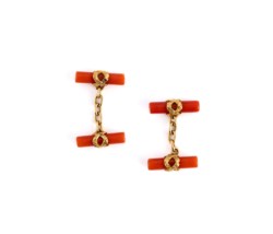 Buccellati, pair of gold and coral cufflinks, ca. 1950
