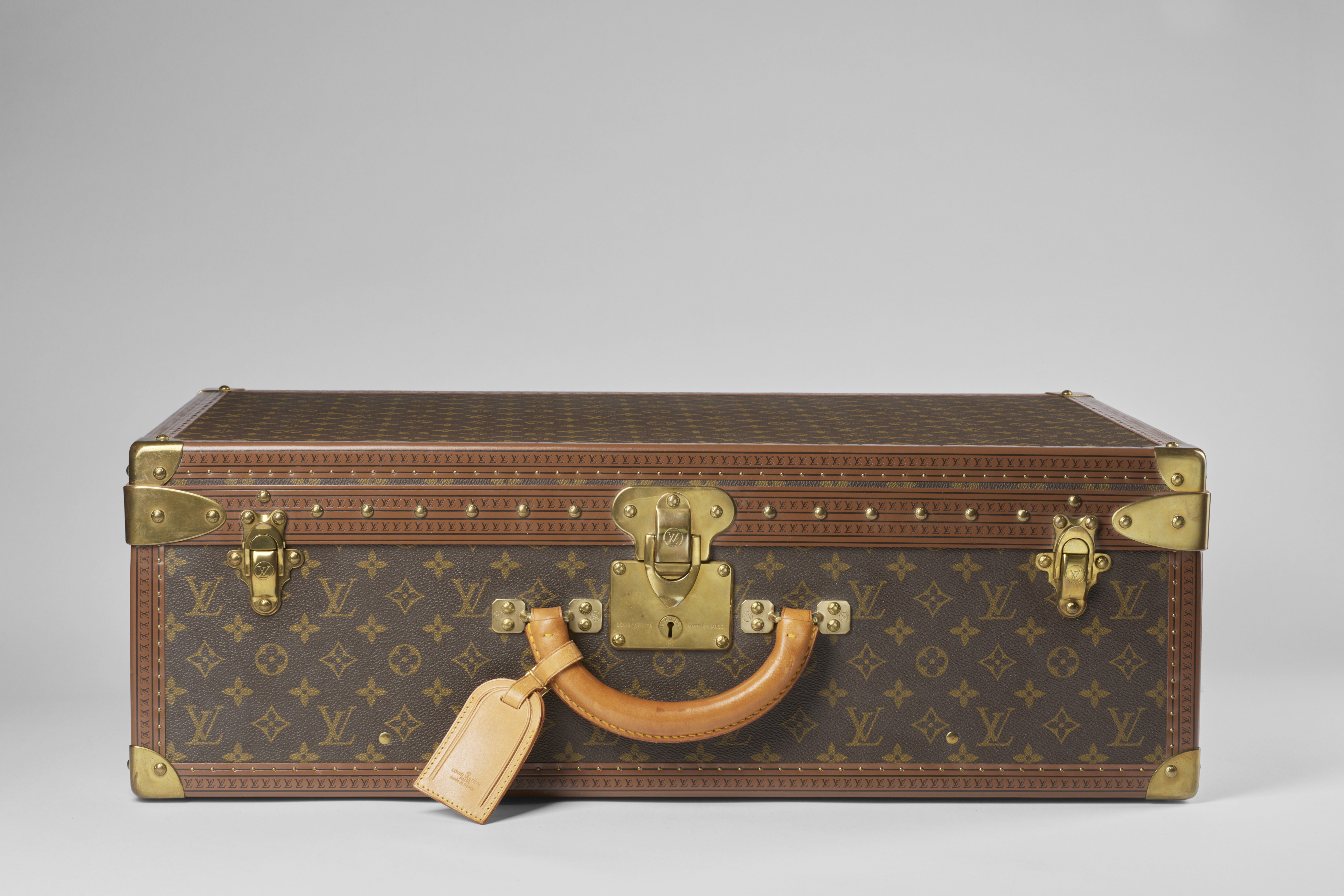 LUXURY FASHION